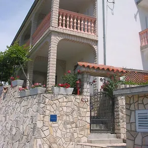  Apartment Manuela
